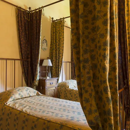Castello Di Volognano Понтассьеве