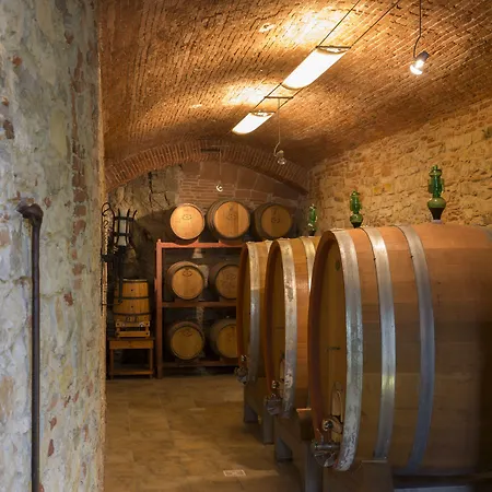 Castello Di Volognano Вилла Понтассьеве