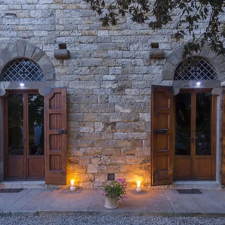 Вилла Castello Di Volognano Понтассьеве