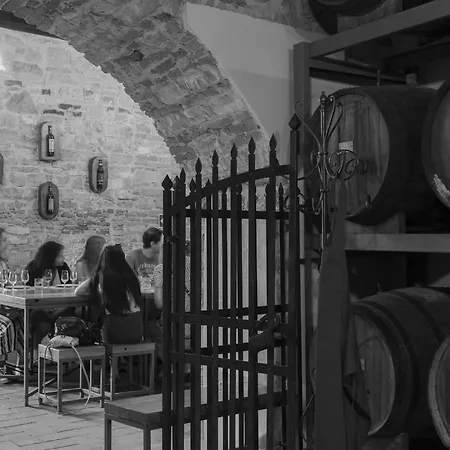 Вилла Castello Di Volognano *